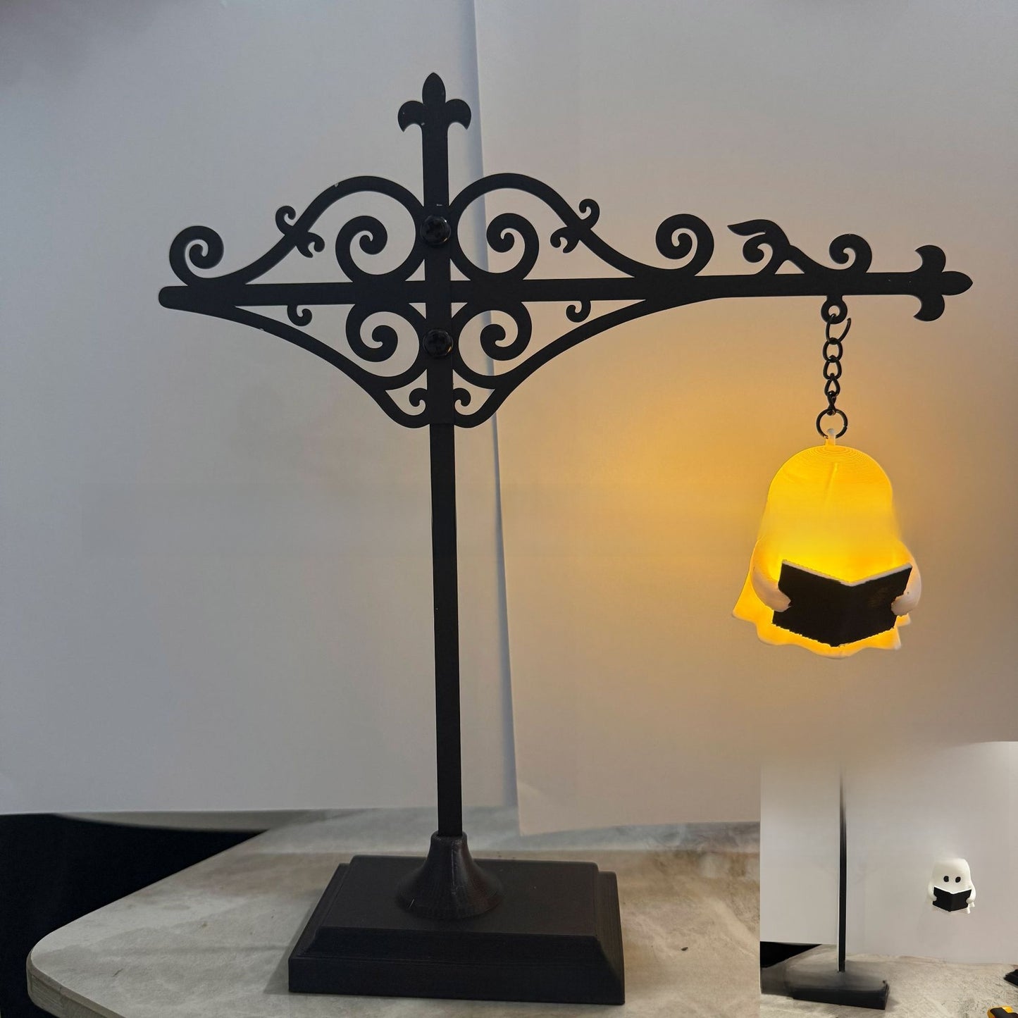Decorative Iron Lantern Light for Shelf Desk Garden