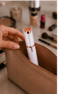 Compact and portable Yurelia Flawless Brow Trimmer